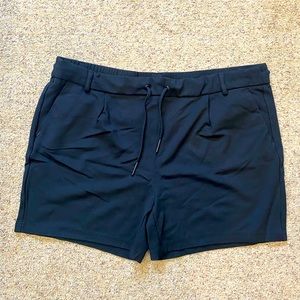 ONLY Life Easy shorts, size 3XL, EUC